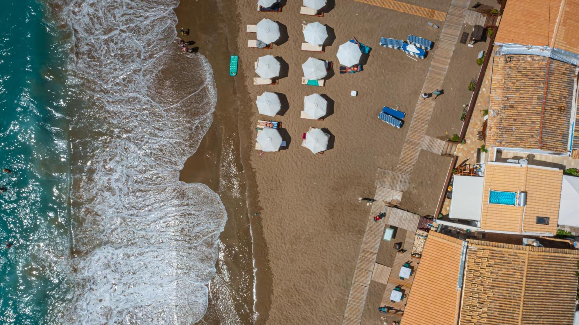 Elena'S Seaside Apartments & Studios Агиос Гордиос Екстериор снимка