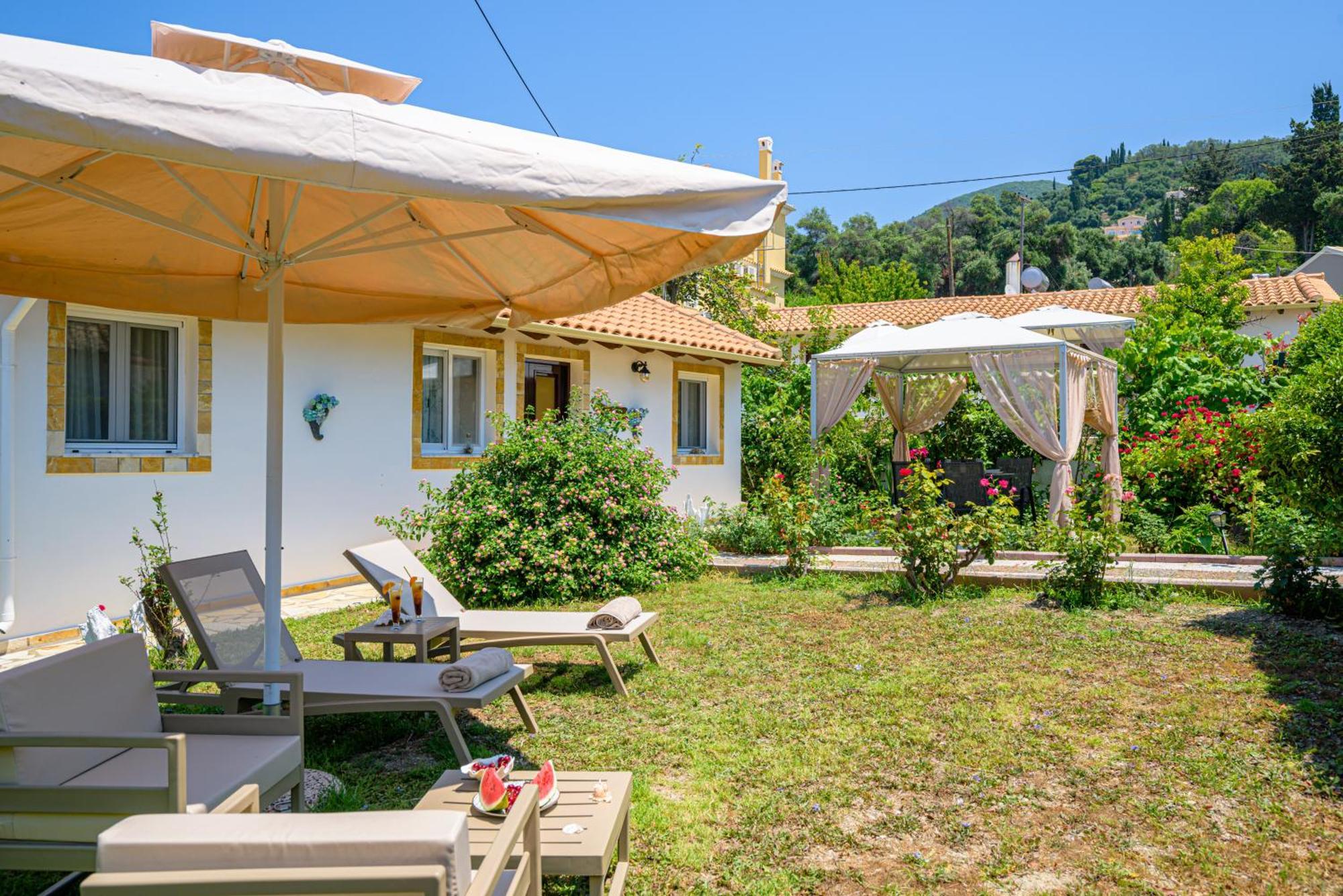 Elena'S Seaside Apartments & Studios Агиос Гордиос Екстериор снимка