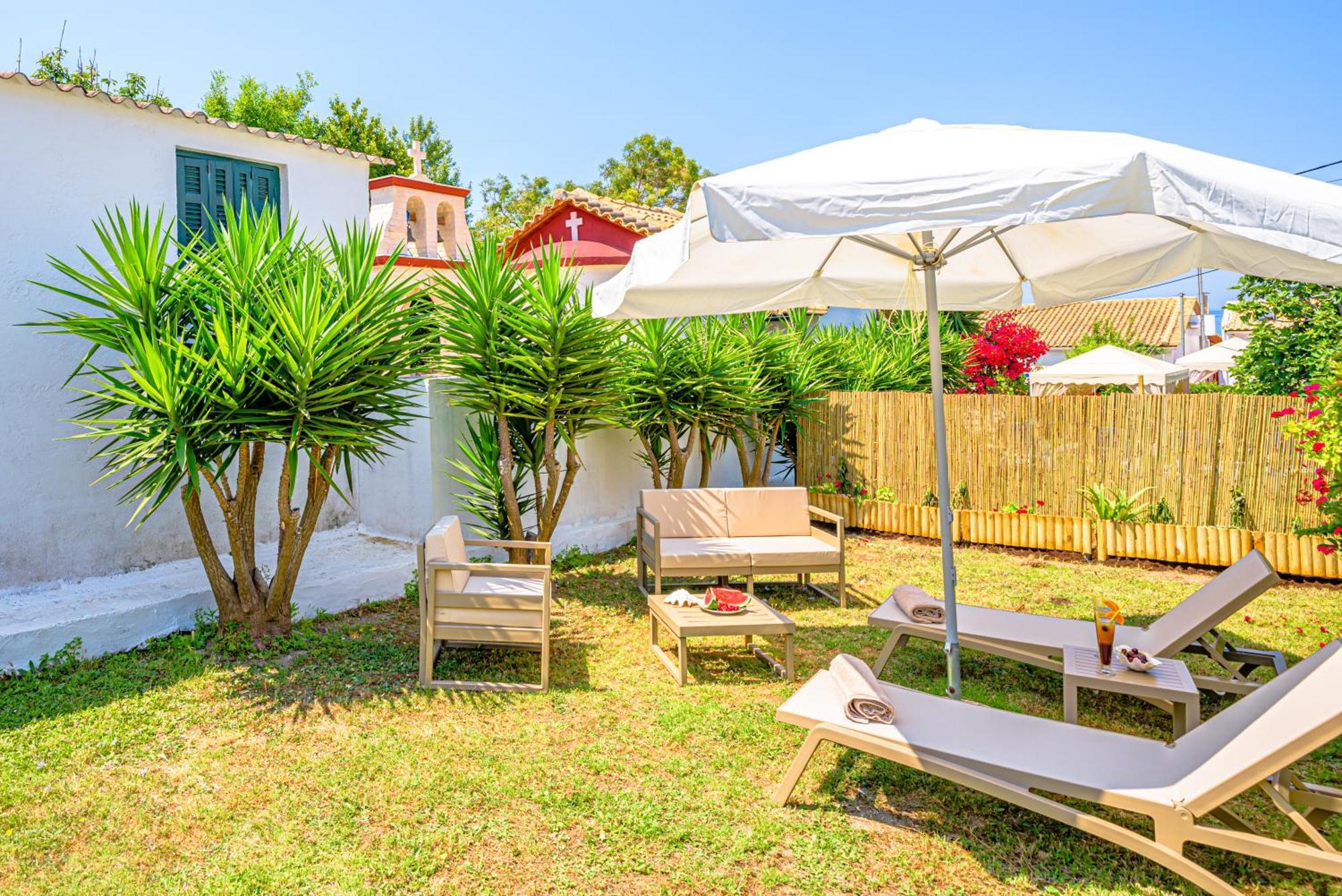 Elena'S Seaside Apartments & Studios Агиос Гордиос Екстериор снимка