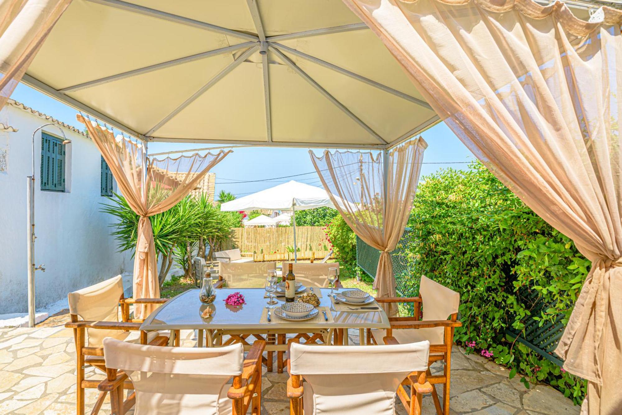 Elena'S Seaside Apartments & Studios Агиос Гордиос Екстериор снимка