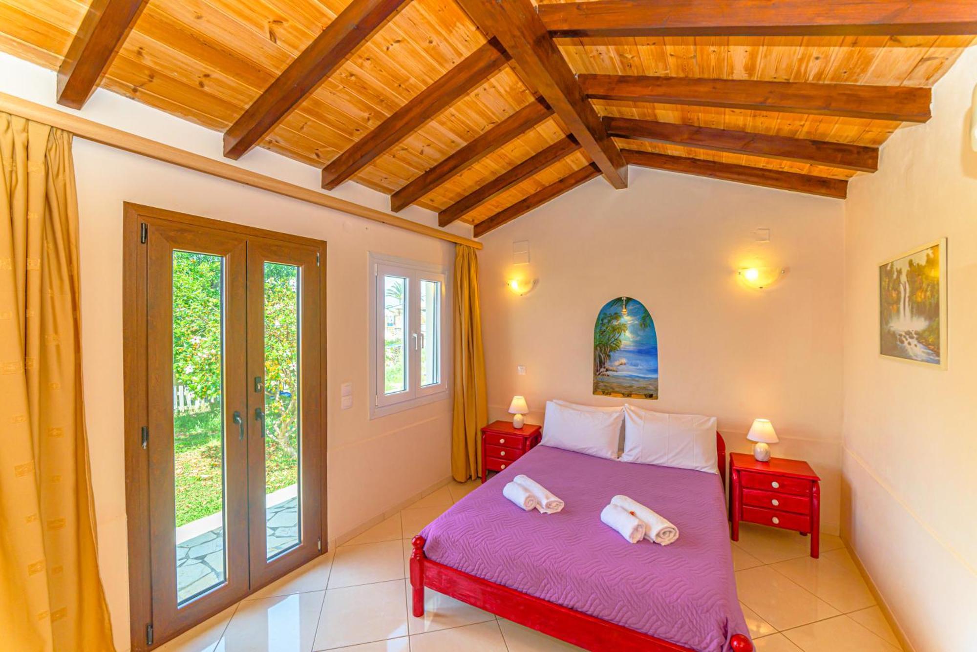 Elena'S Seaside Apartments & Studios Агиос Гордиос Екстериор снимка