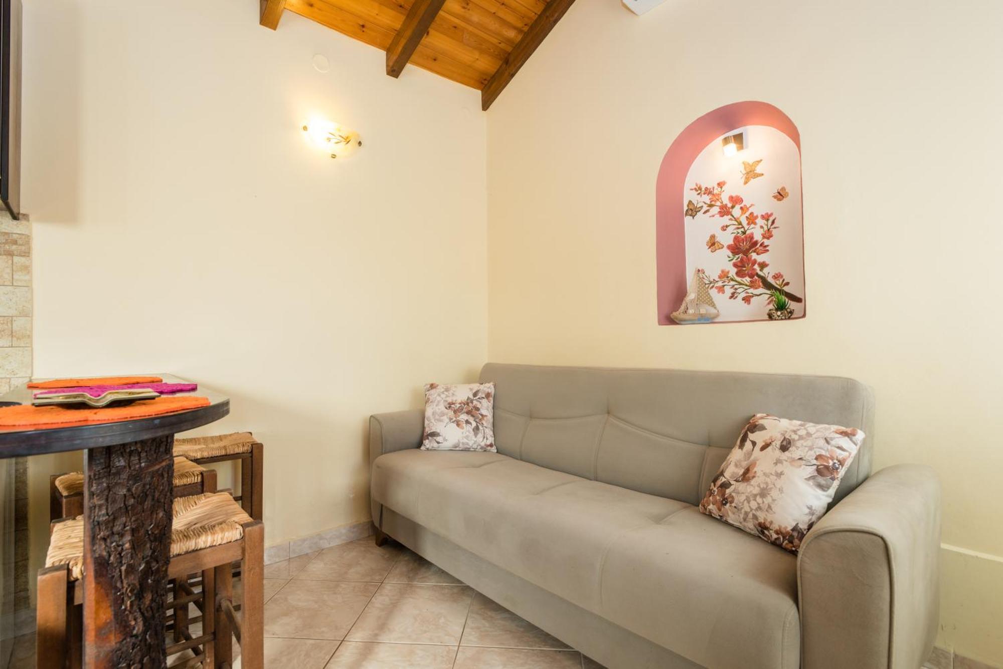 Elena'S Seaside Apartments & Studios Агиос Гордиос Стая снимка