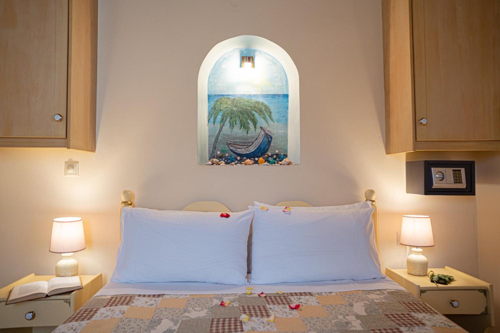 Elena'S Seaside Apartments & Studios Агиос Гордиос Стая снимка